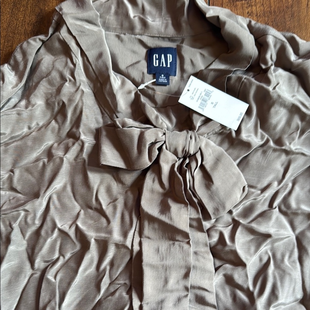 GAP button down - Picture 2 of 2